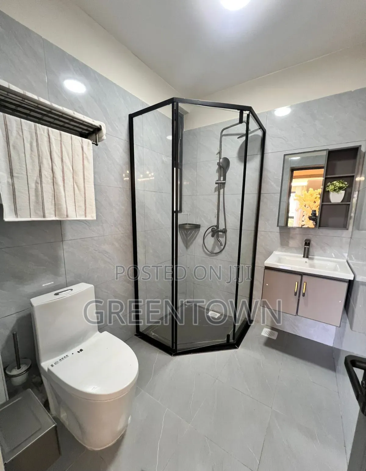 1bdrm Apartment in Super Westbury, Spring Valley for sale in Spring Valley