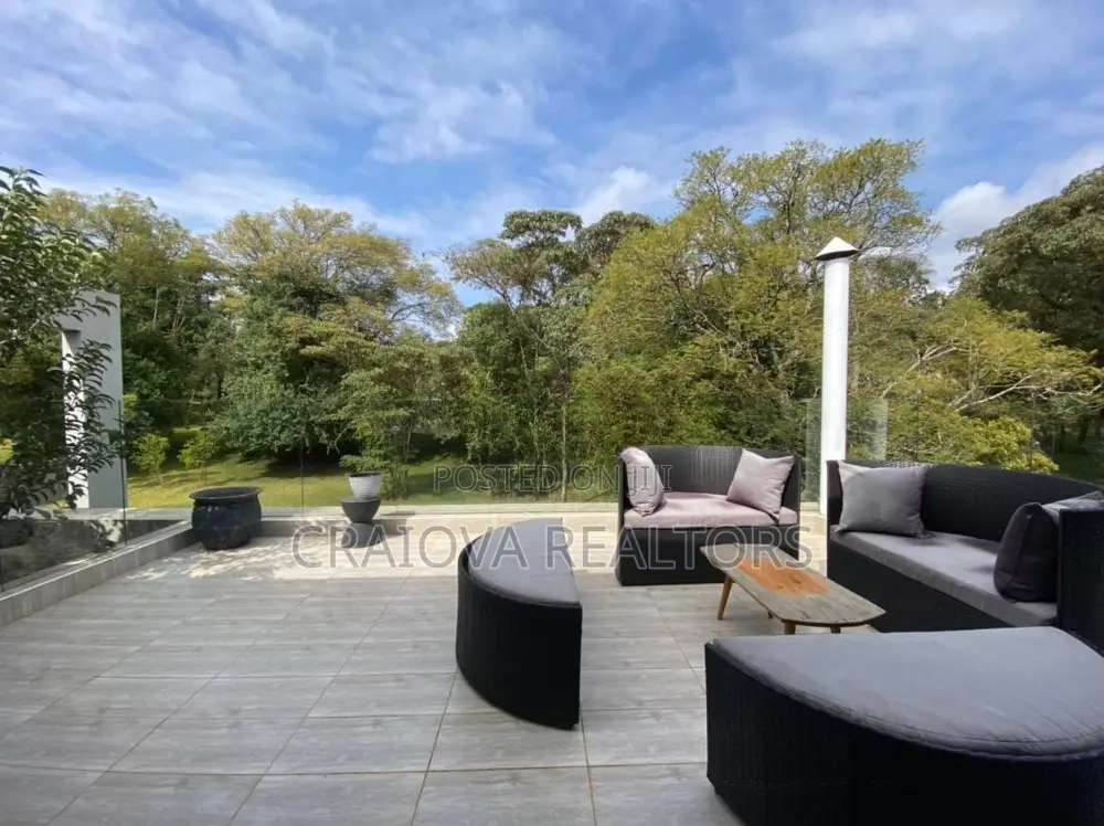 5bdrm Townhouse/Terrace in Hardy for sale in Hardy