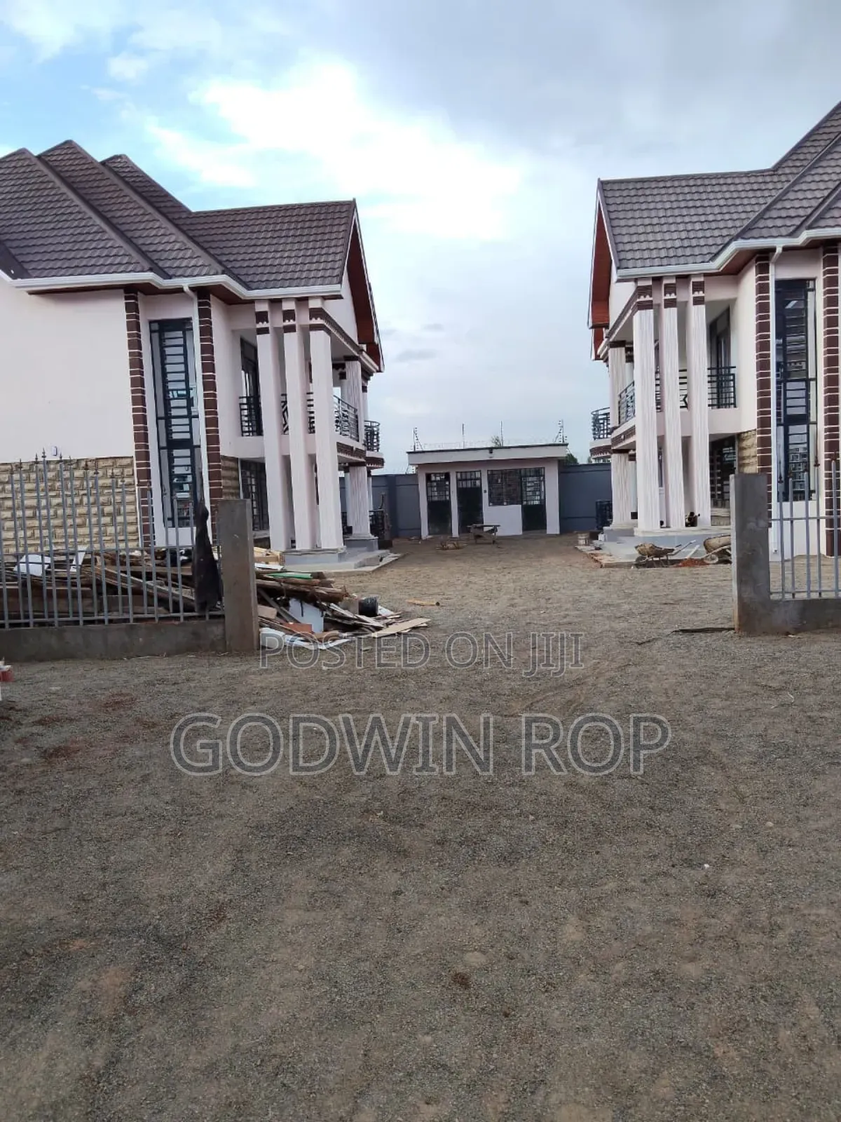 4bdrm Maisonette in Elgon View for sale in Elgon View