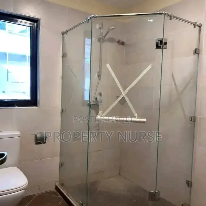 5bdrm Maisonette in Gateway Mall Area for rent in Gateway Mall Area