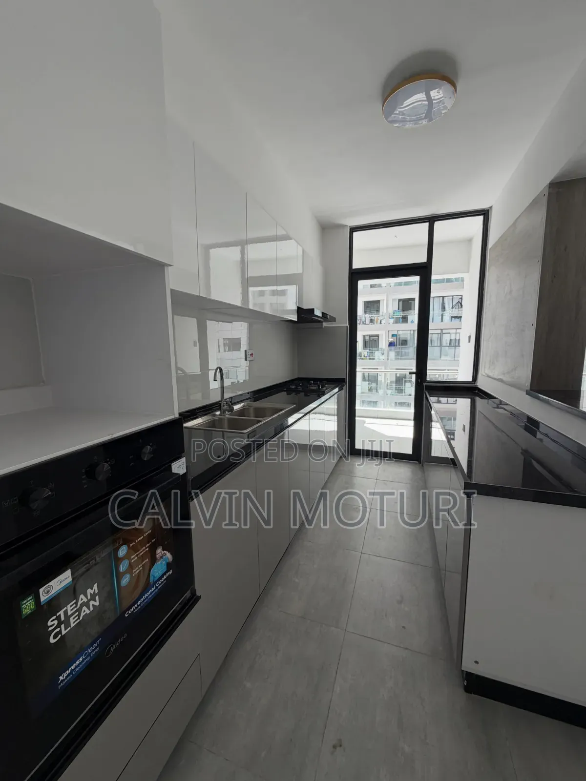 2bdrm Apartment in Yaya Center, State House Area for sale in State House Area