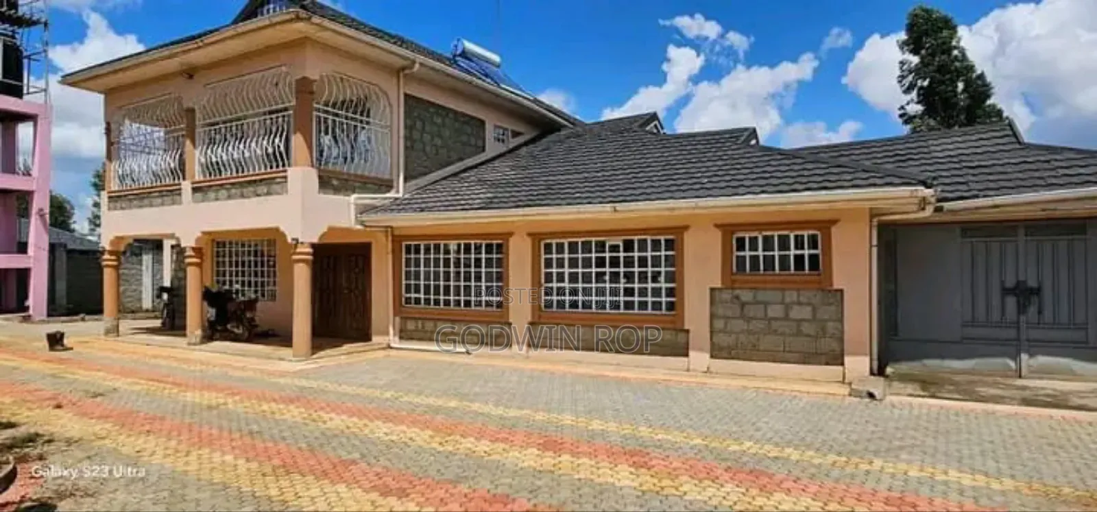4bdrm Maisonette in Royalton, Ngeria for sale in Ngeria