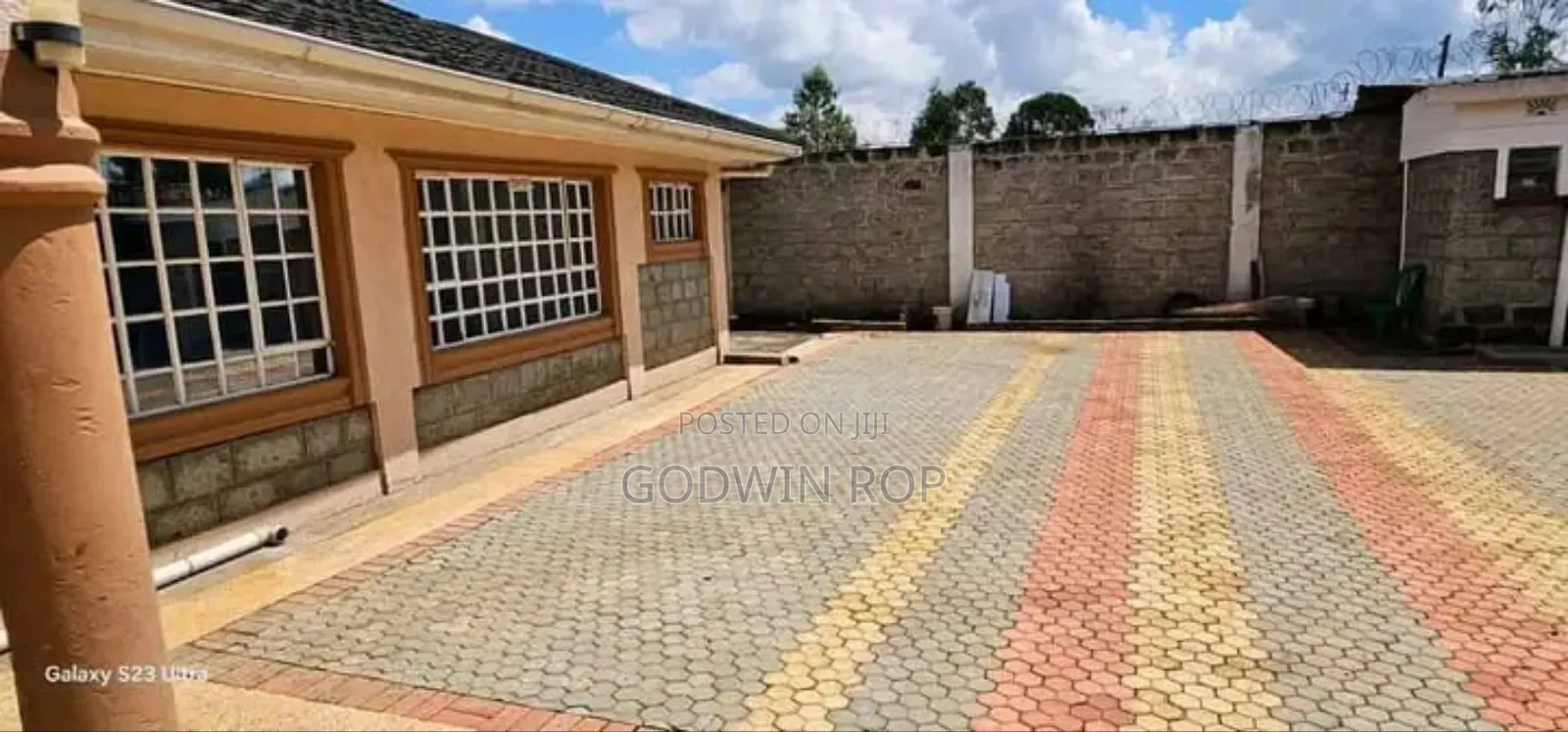 4bdrm Maisonette in Royalton, Ngeria for sale in Ngeria