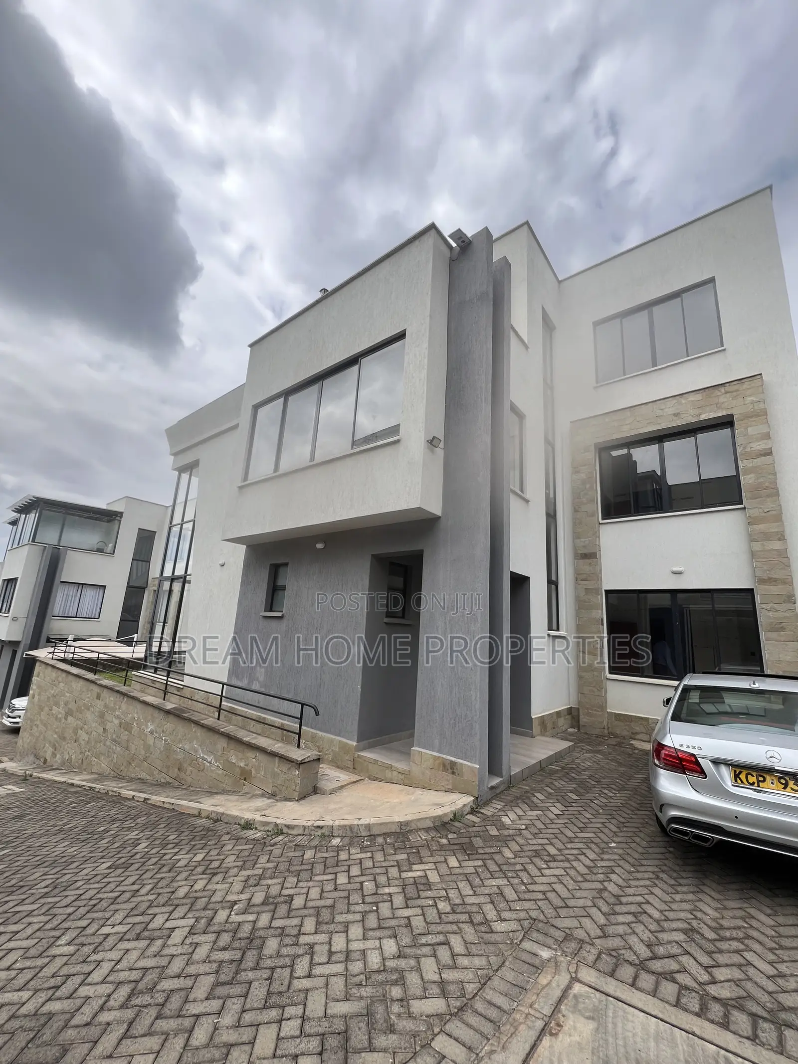 5bdrm House in Lavington for sale in Lavington