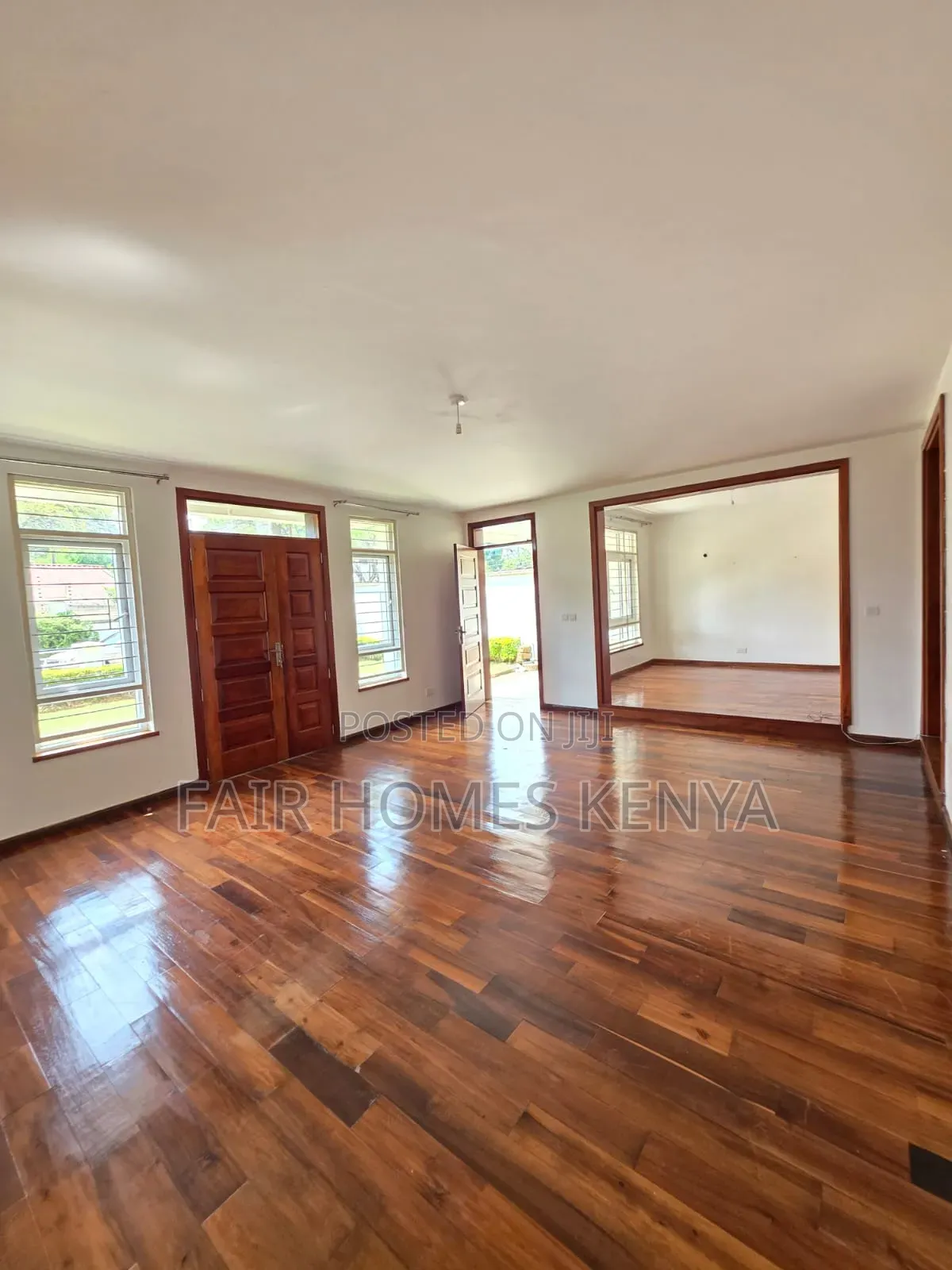 5bdrm Townhouse/Terrace in Amboseli Road, Valley Arcade for sale in Valley Arcade