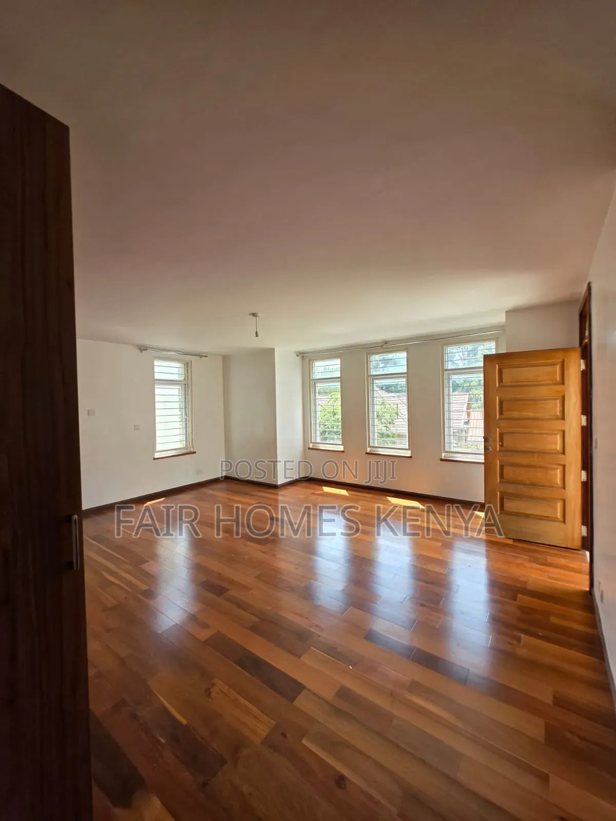 5bdrm Townhouse/Terrace in Amboseli Road, Valley Arcade for sale in Valley Arcade