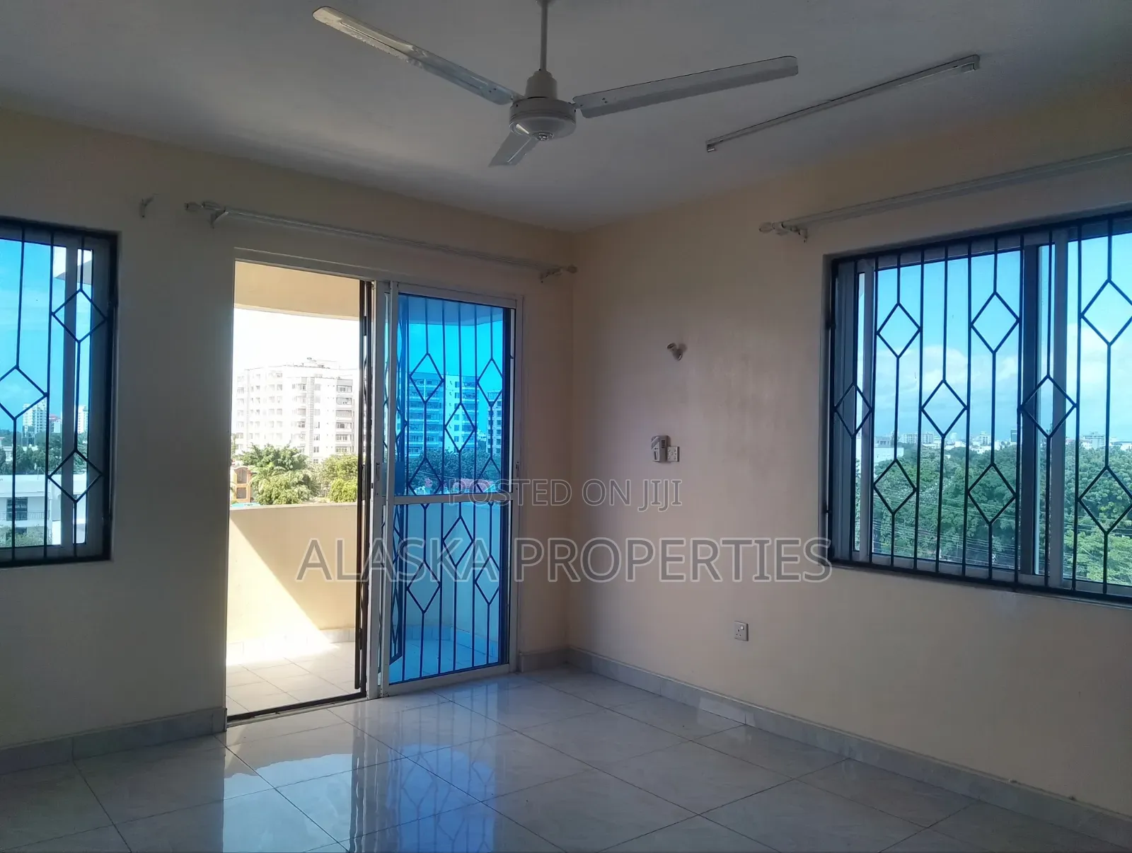 3bdrm Penthouse in Nyali Estate for rent in Nyali Mkomani