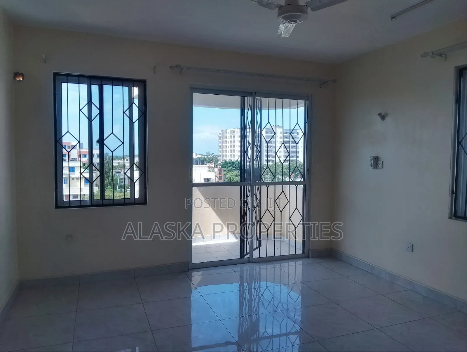 3bdrm Penthouse in Nyali Estate for rent in Nyali Mkomani