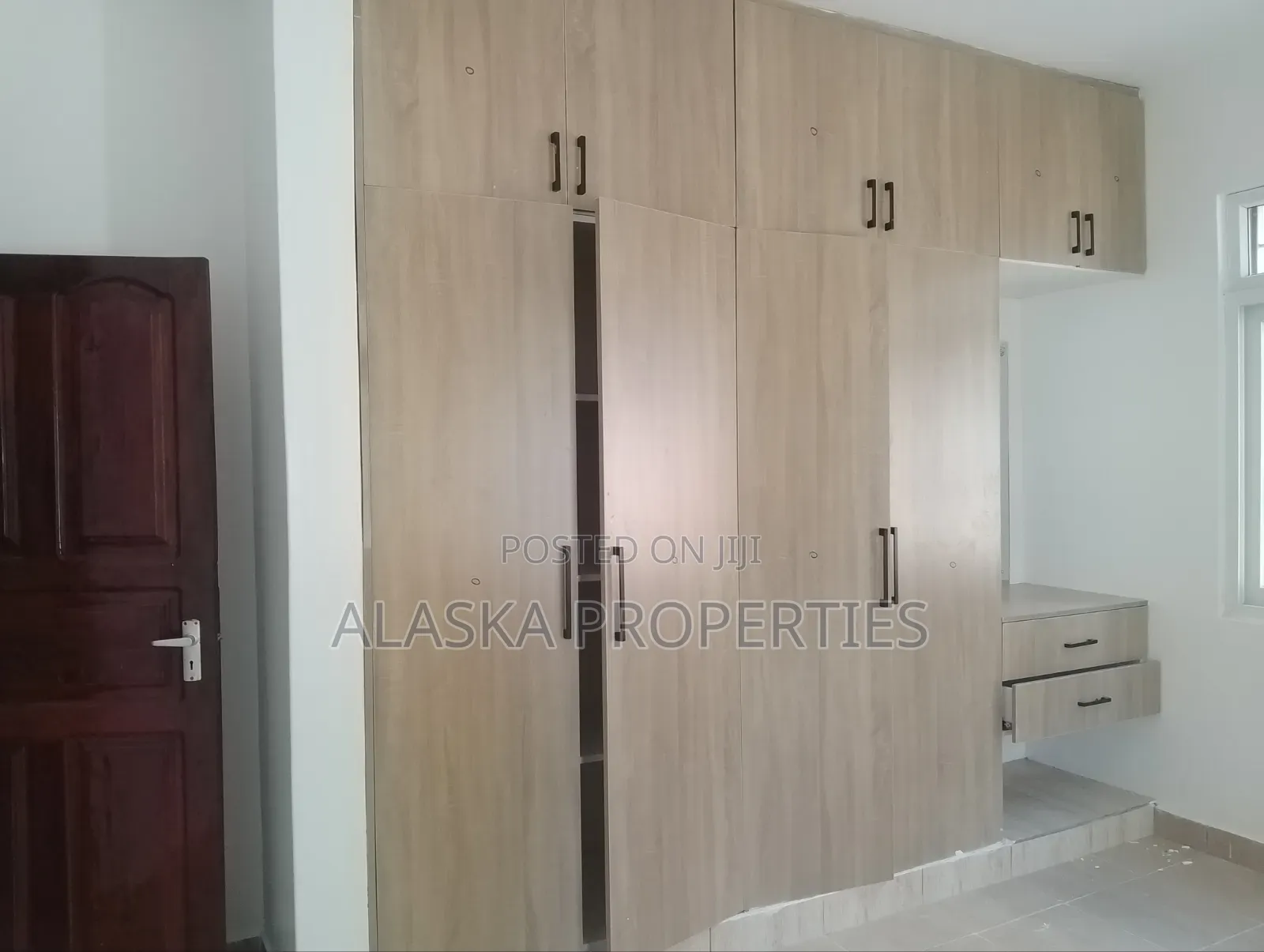 3bdrm Apartment in Beach Road Estate, Nyali Mkomani for rent in Nyali Mkomani