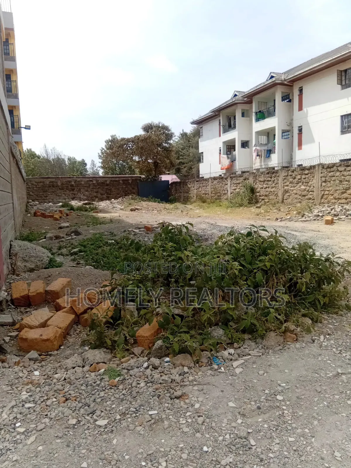Commercial Eighth Acre Plot for Sale in Ongata Rongai Between Flats in Maasai Lodge