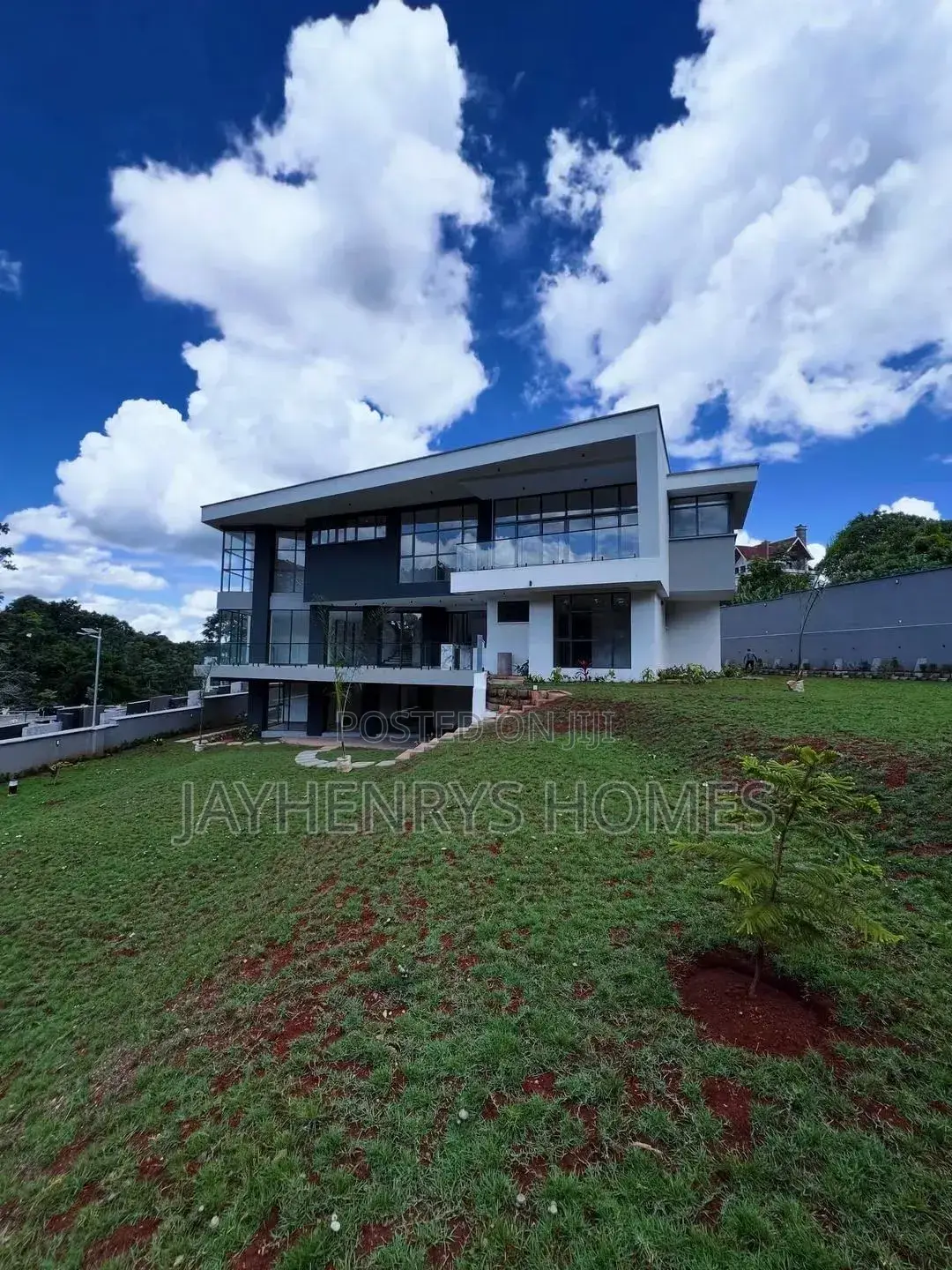 5bdrm House in Nyari for sale in Nyari