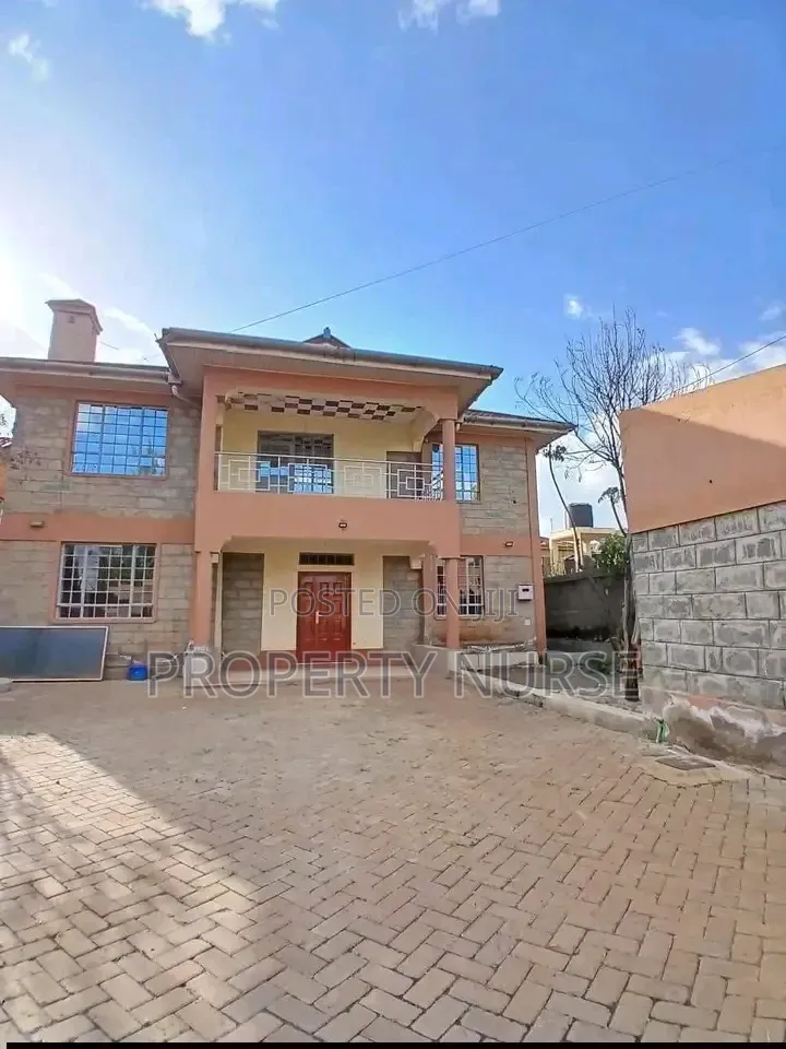 4bdrm Maisonette in Gateway Mall Area for rent in Gateway Mall Area