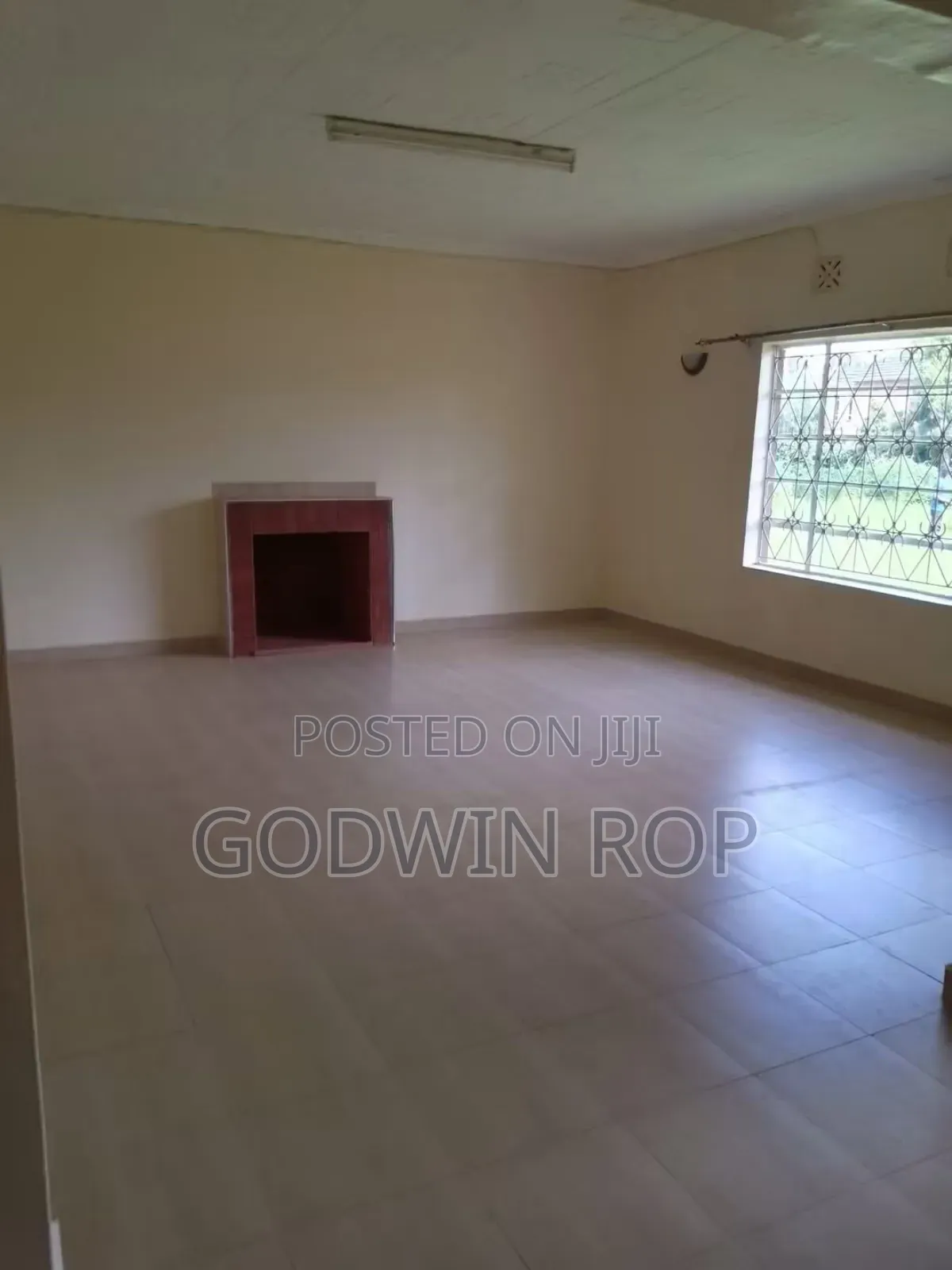 7bdrm House in Elgon View for sale in Elgon View