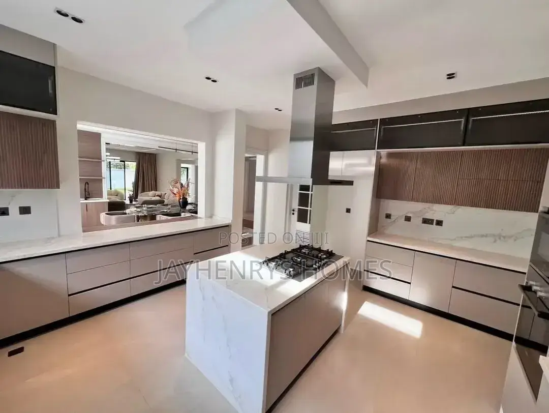 5bdrm Villa in Runda for sale in Runda