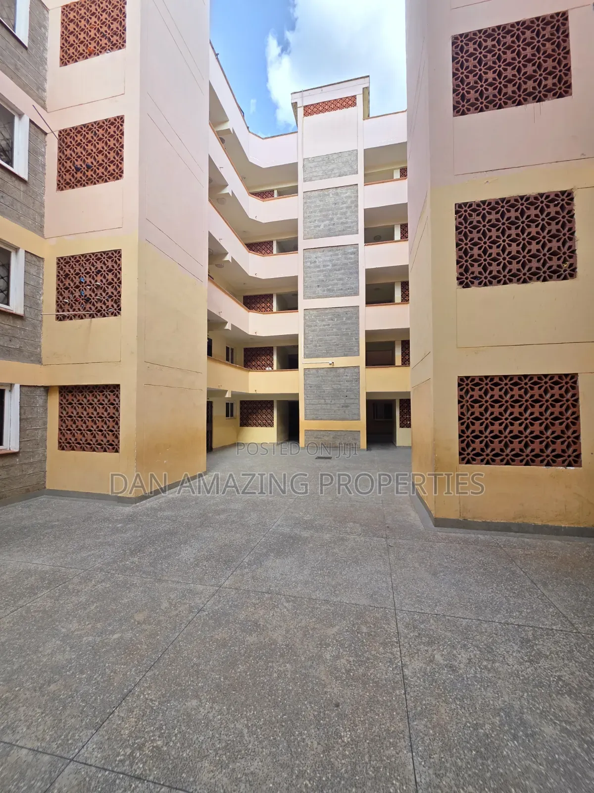 2bdrm Apartment in Katani Rd, Gateway Mall Area for sale in Gateway Mall Area