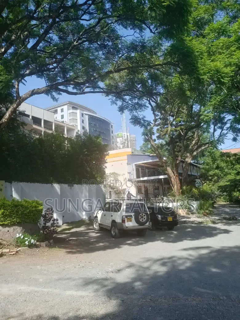Car Wash Space Available For Lease In Upper Hill in Milimani