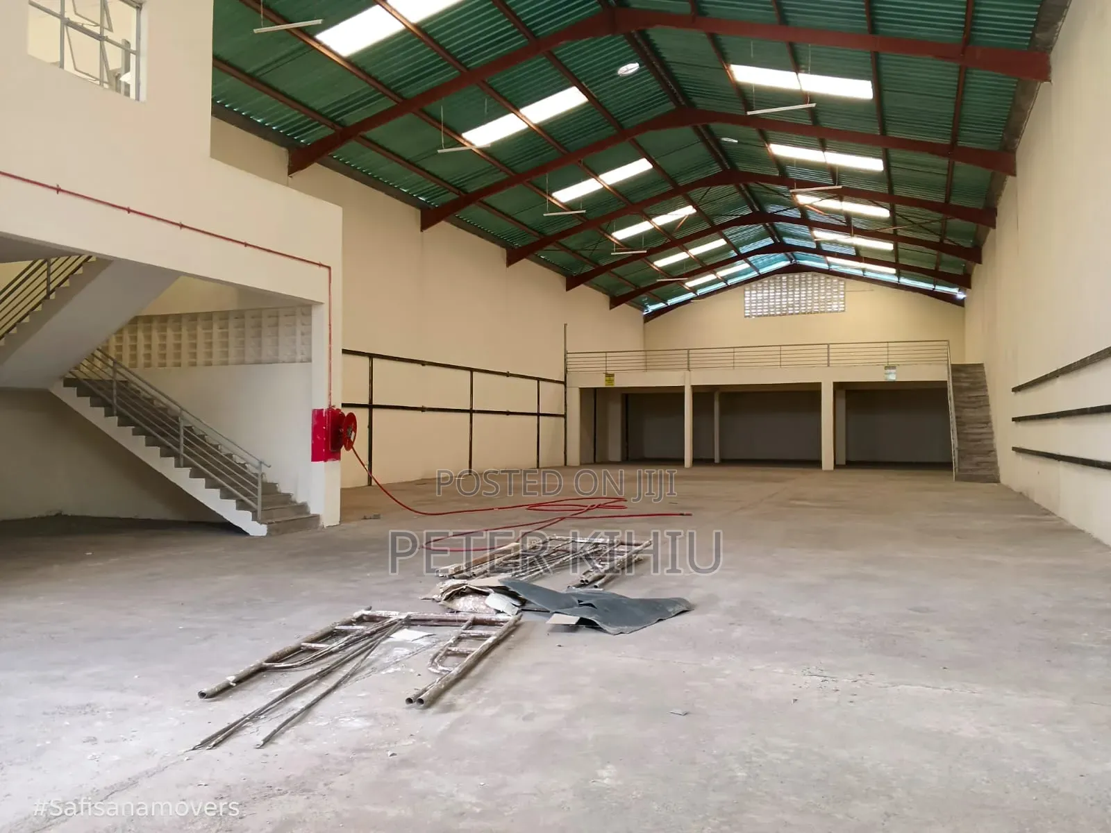 Godown to Let 10000sqft Along North Airport Road Embakasi in Nyayo Estate