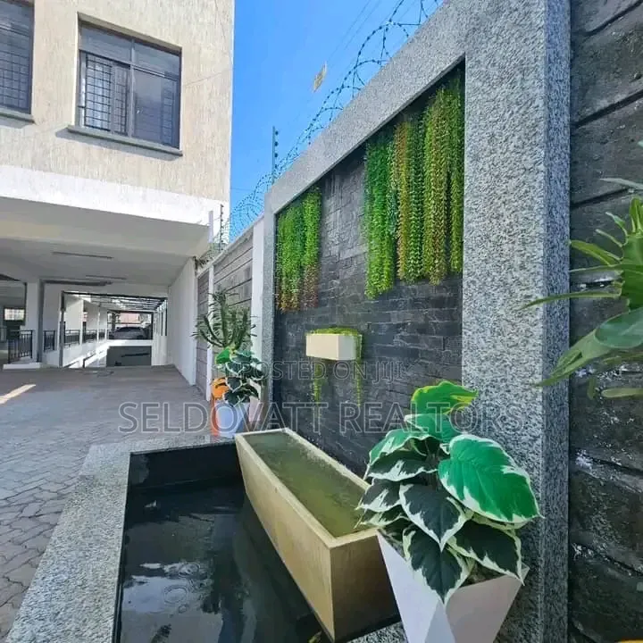 2bdrm Apartment in Ngong Road, Racecourse for rent in Racecourse