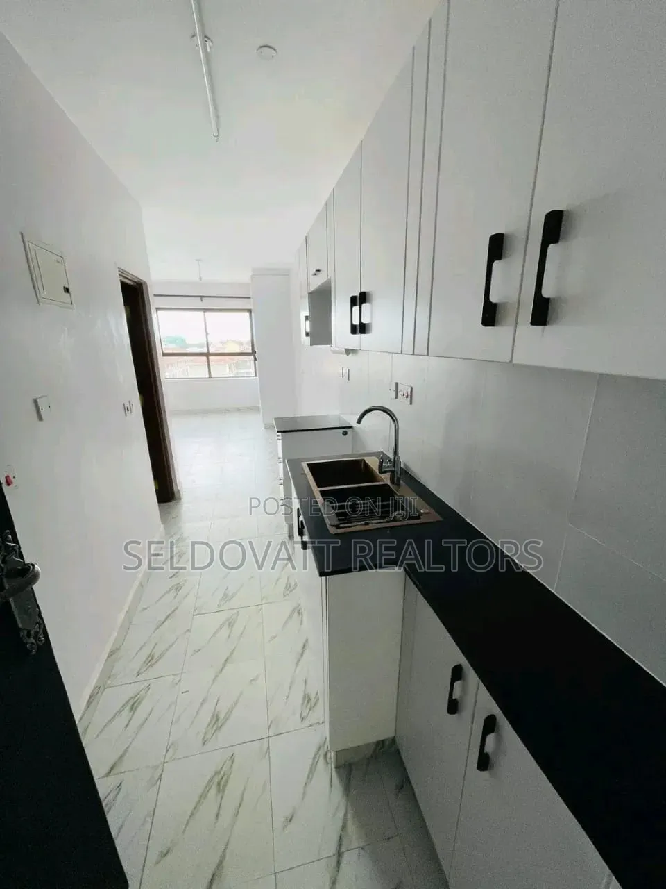 Studio Apartment in Racecourse for rent in Racecourse