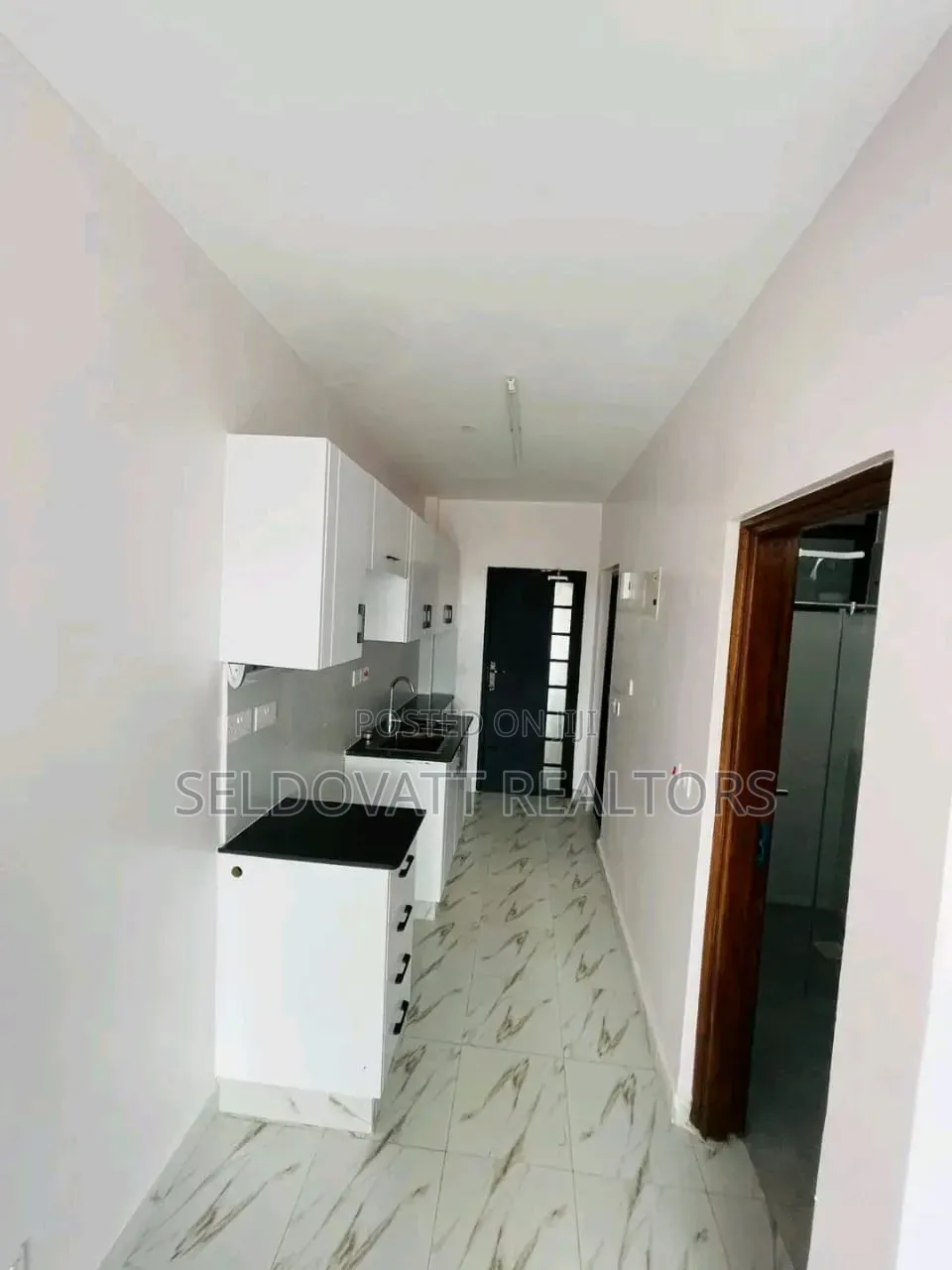 Studio Apartment in Racecourse for rent in Racecourse