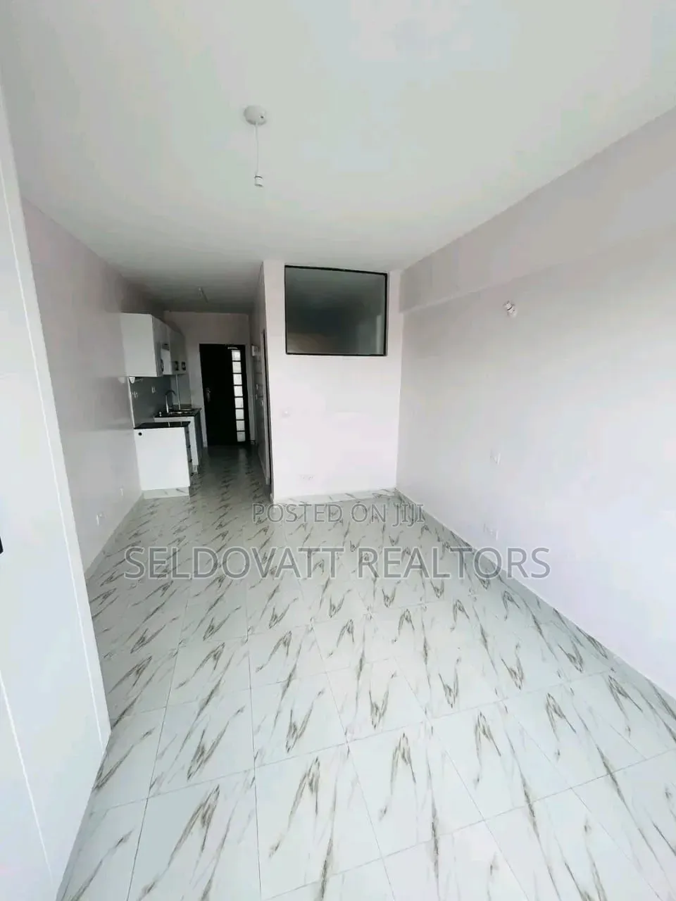 Studio Apartment in Racecourse for rent in Racecourse