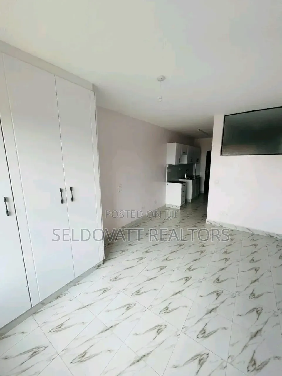 Studio Apartment in Racecourse for rent in Racecourse