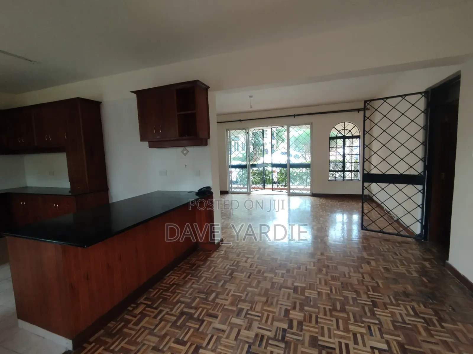3bdrm Block of Flats in State House Area for sale in State House Area