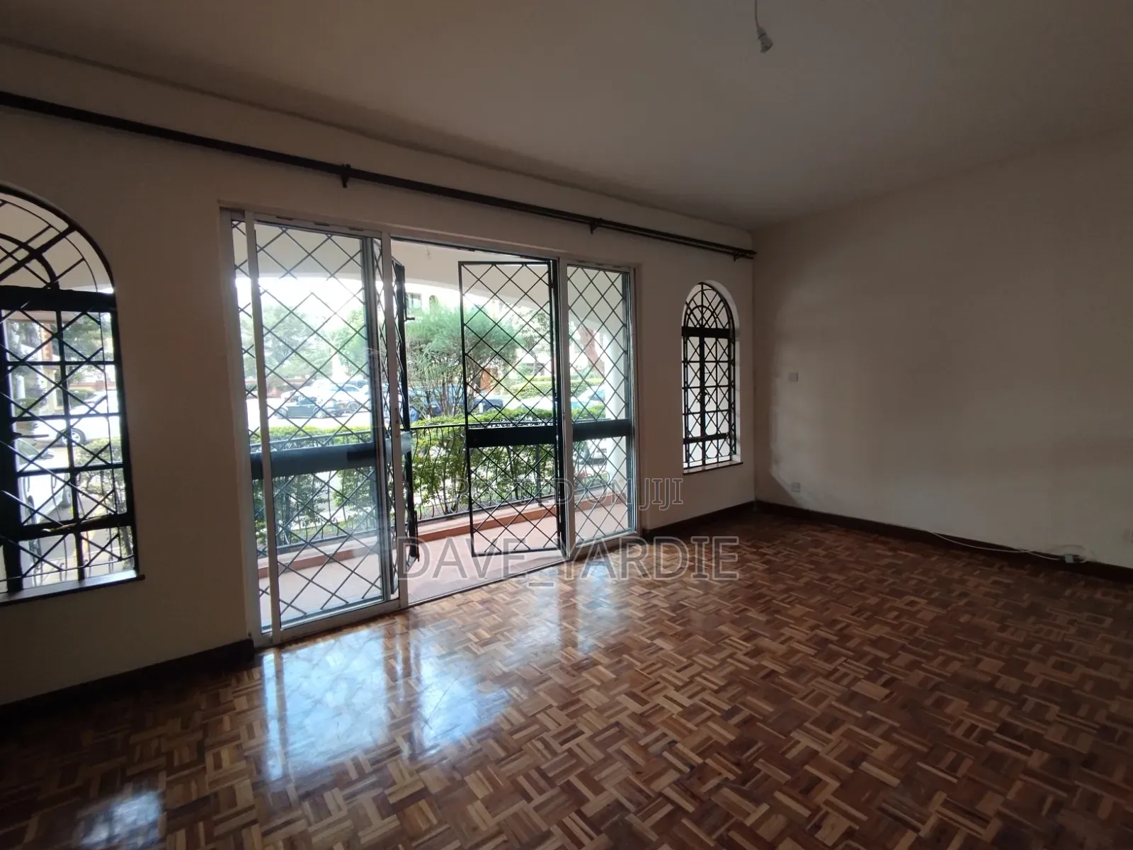 3bdrm Block of Flats in State House Area for sale in State House Area