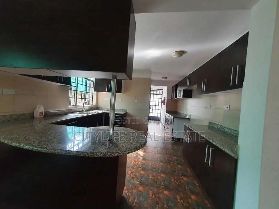 4bdrm Villa in Chalbi Drive, Muthangari for sale in Muthangari