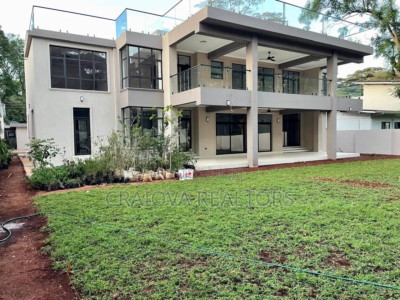 6bdrm Villa in Hardy for sale in Hardy