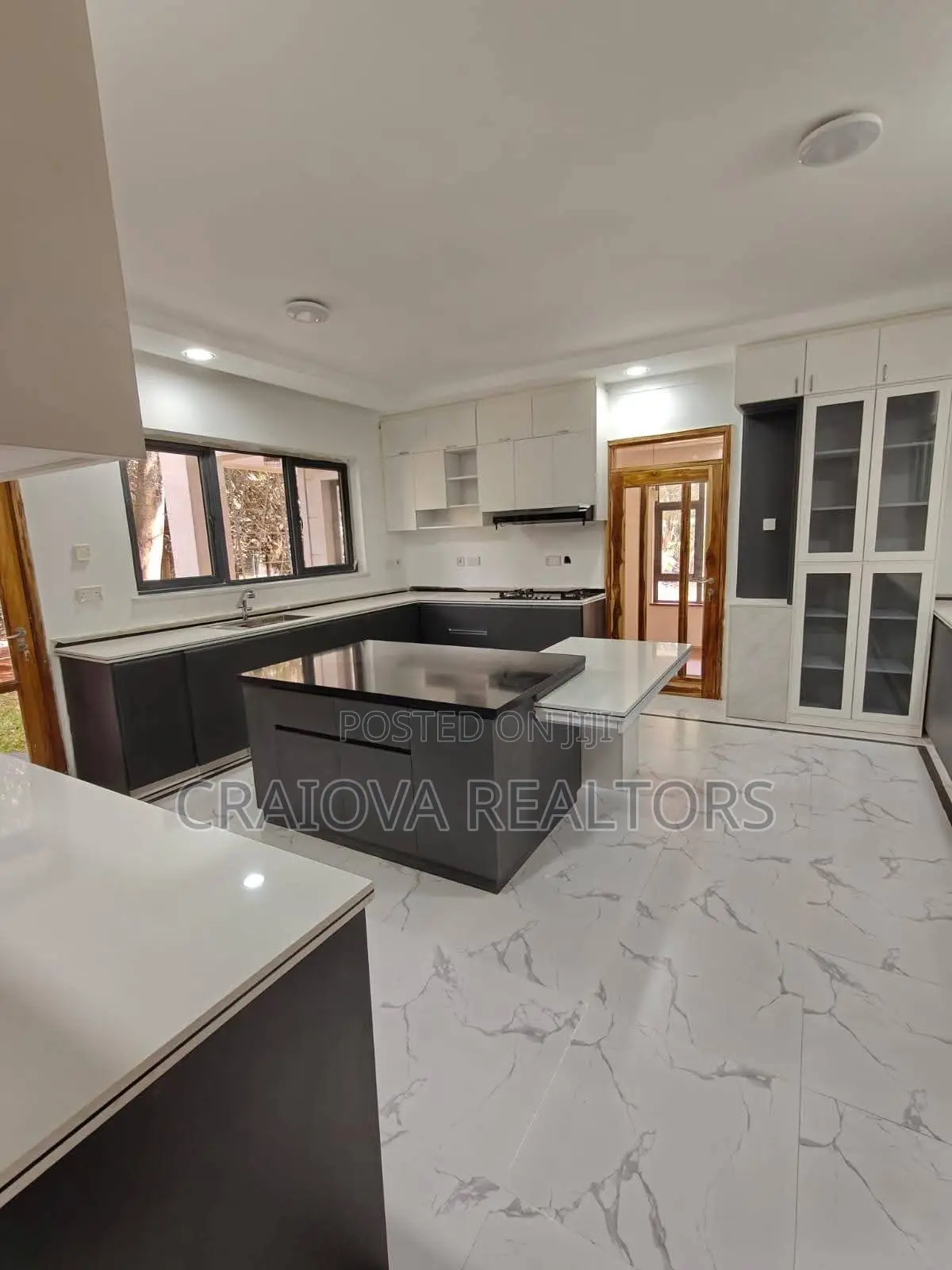 9bdrm Villa in Karen C for sale in Karen C