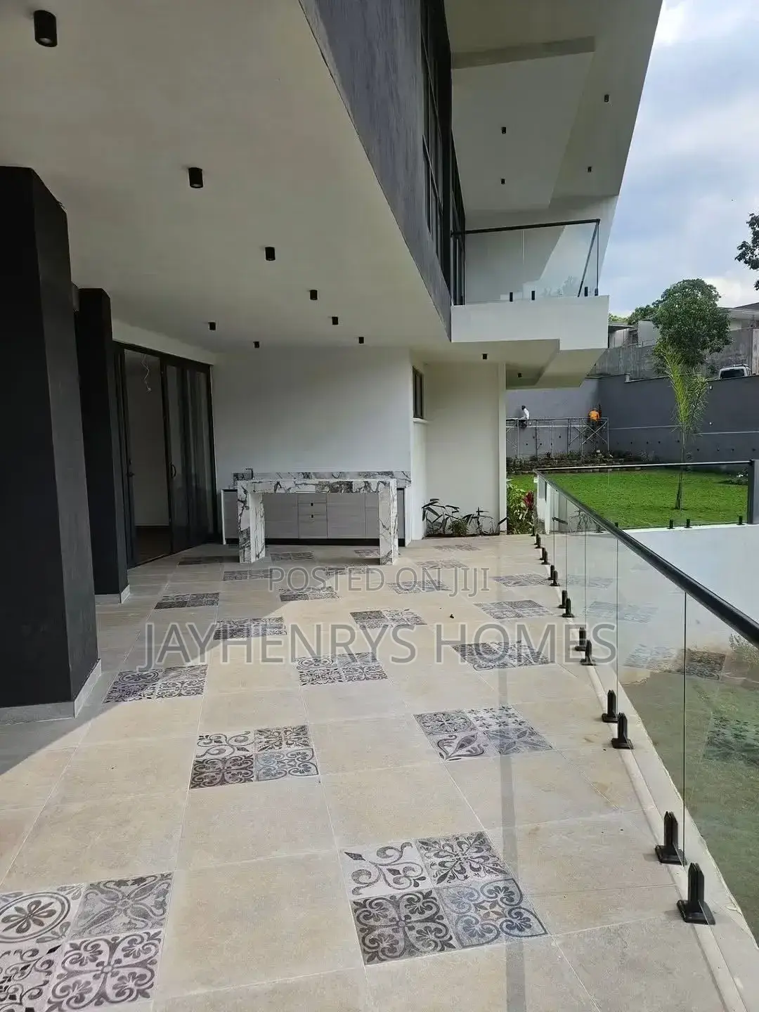 5bdrm Villa in Nyari for sale in Nyari
