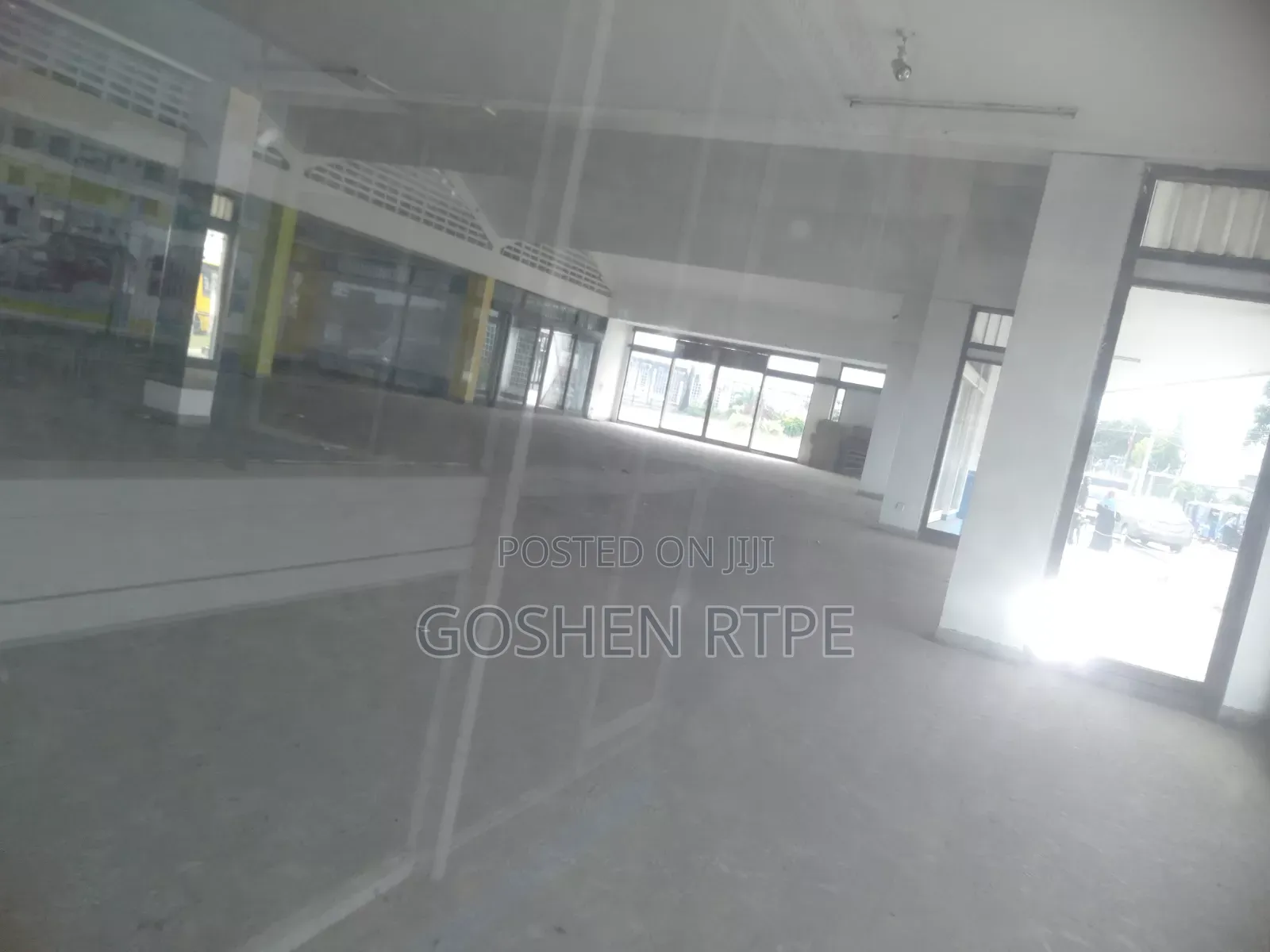 Prime Showroom/Offices at KSH to Let at Mombasa City (Island) in Saba Saba