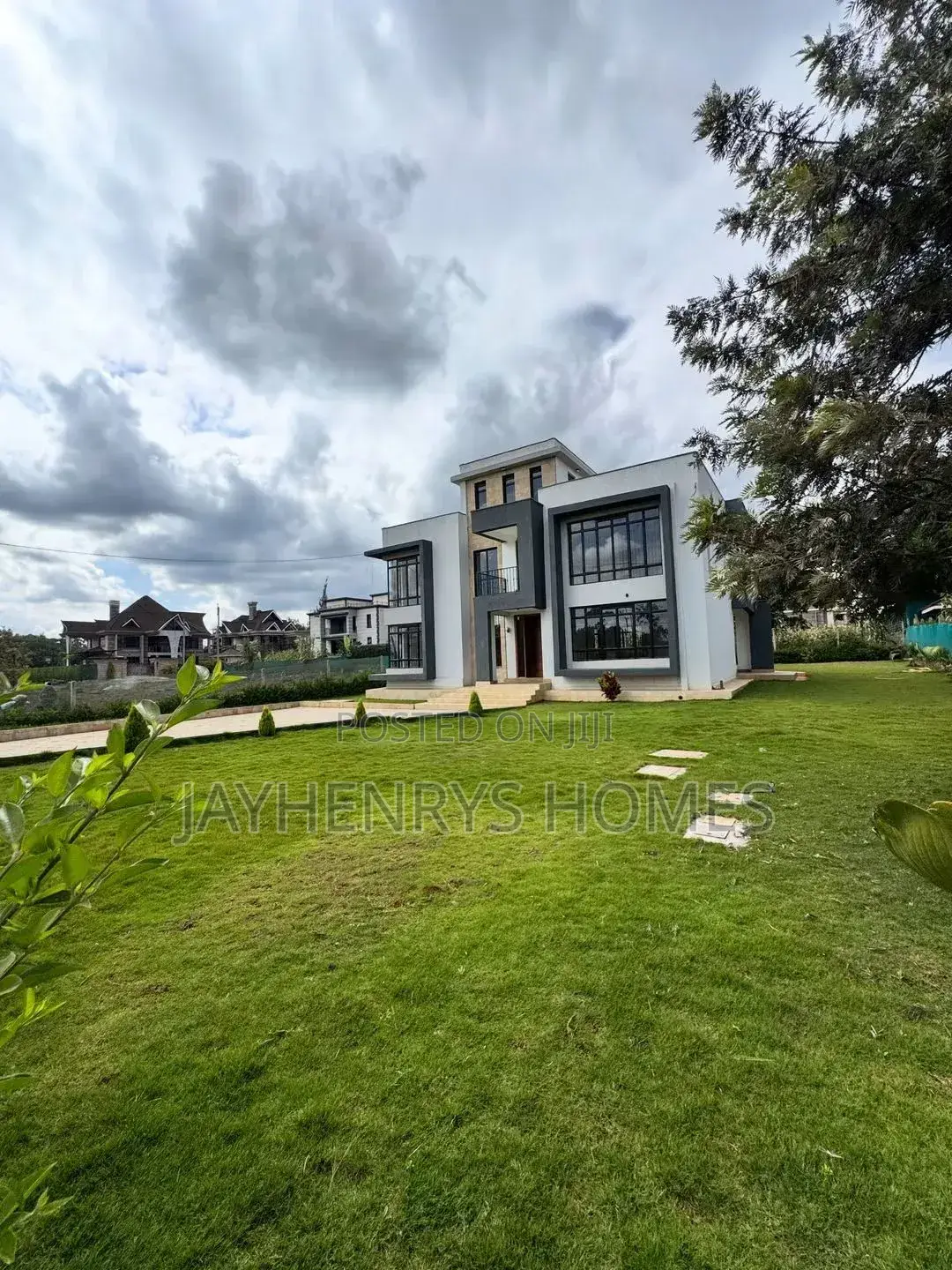 4bdrm House in Daykio Side, Kimbo for sale in Kimbo