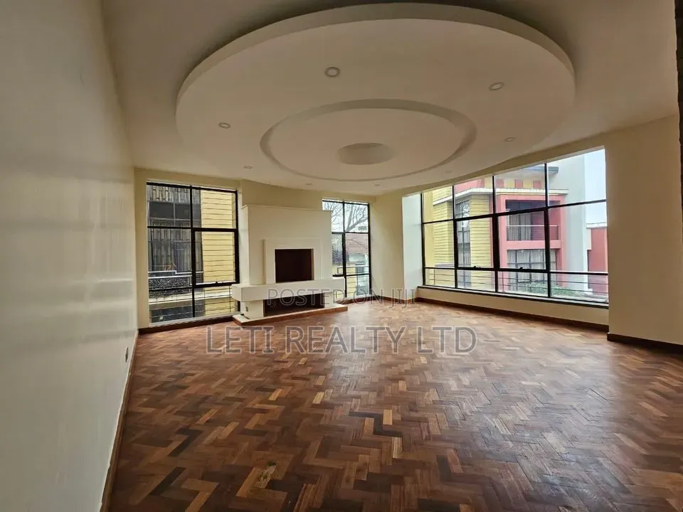 5bdrm Townhouse/Terrace in Muthangari for sale in Muthangari