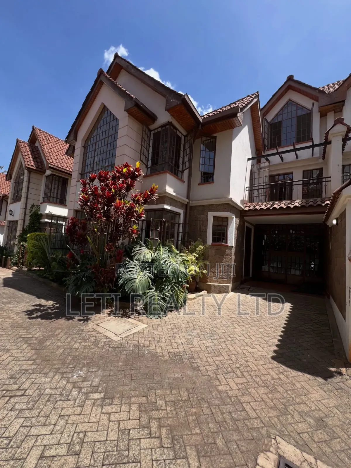 4bdrm Townhouse/Terrace in Muthangari for sale in Muthangari