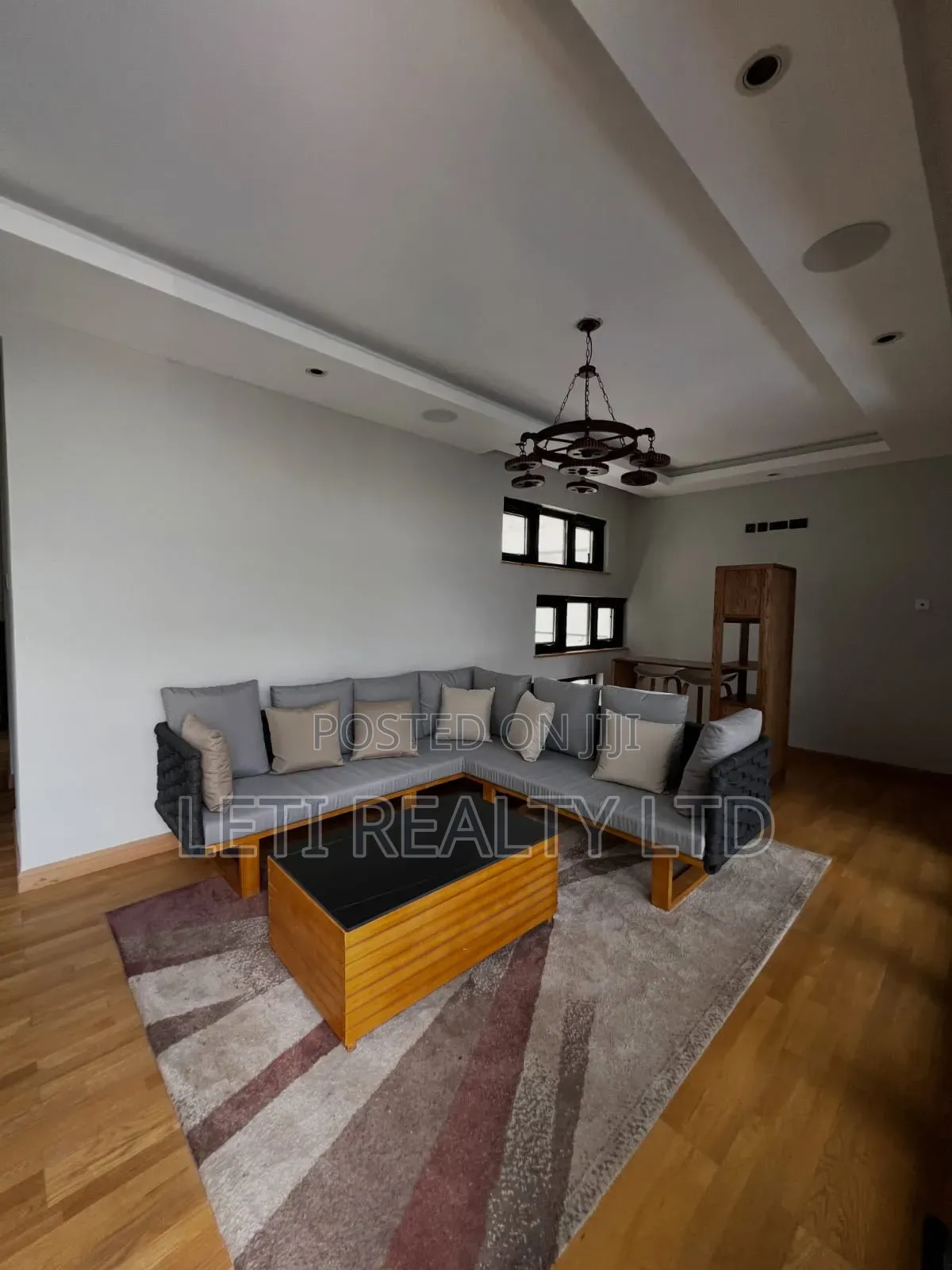 5bdrm Townhouse/Terrace in Maziwa for sale in Maziwa
