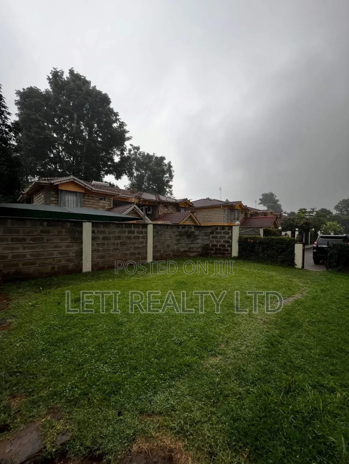 5bdrm Townhouse/Terrace in Muthangari for sale in Muthangari