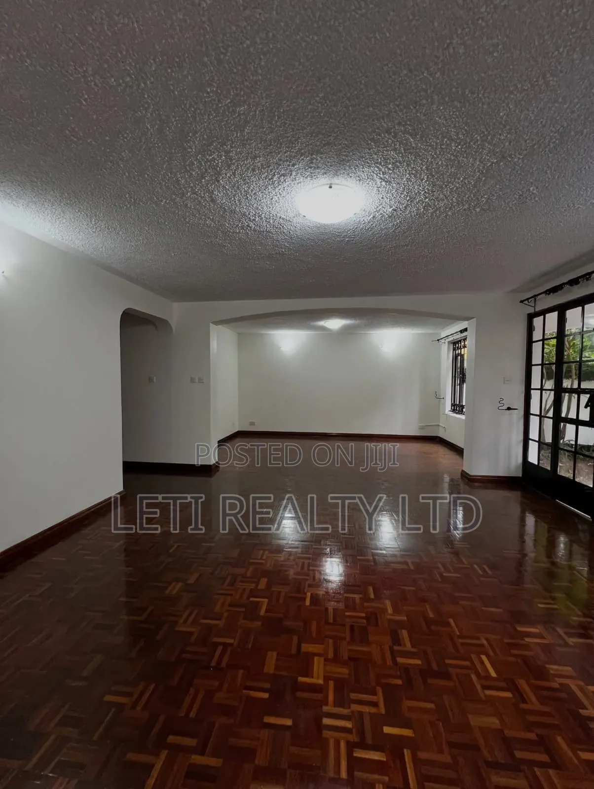 5bdrm Townhouse/Terrace in Muthangari for sale in Muthangari