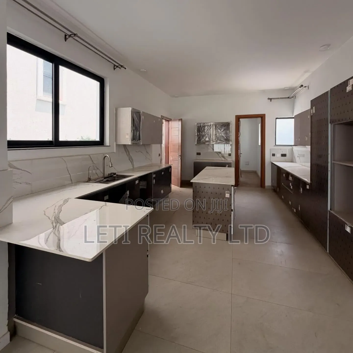 5bdrm Townhouse/Terrace in Muthangari for sale in Muthangari