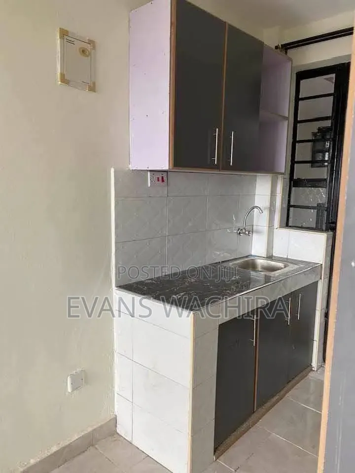 17bdrm Apartment in Eastern Bypass, Ruai for sale in Ruai