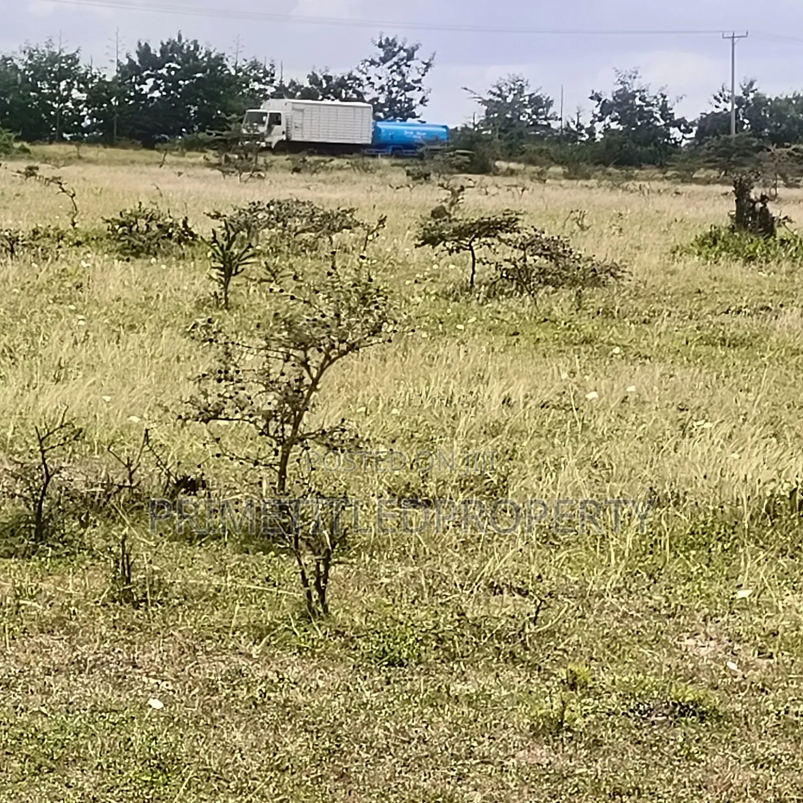 2.04 Acres Touching Machakos Makutano Tarmac Road in Junction