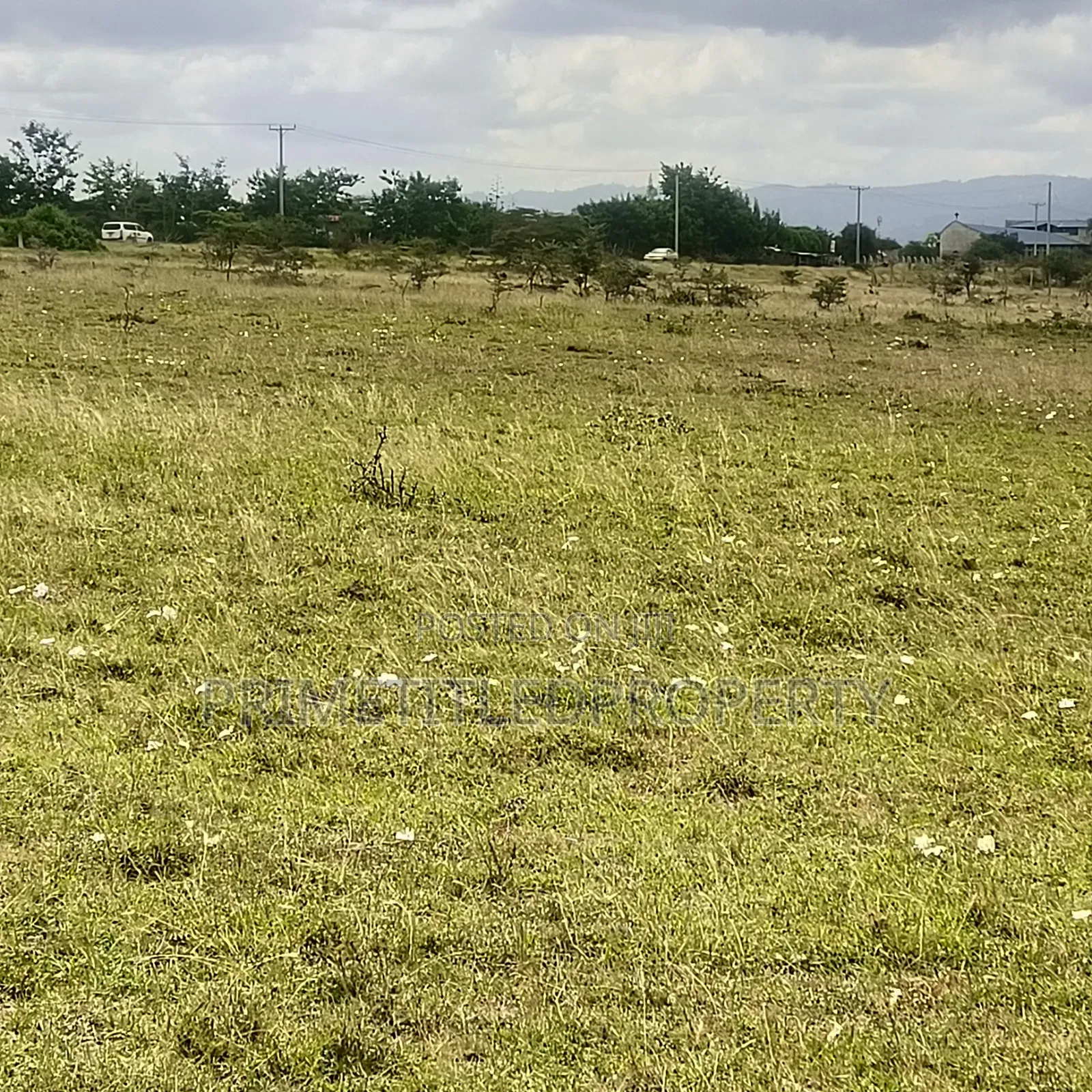 2.04 Acres Touching Machakos Makutano Tarmac Road in Junction