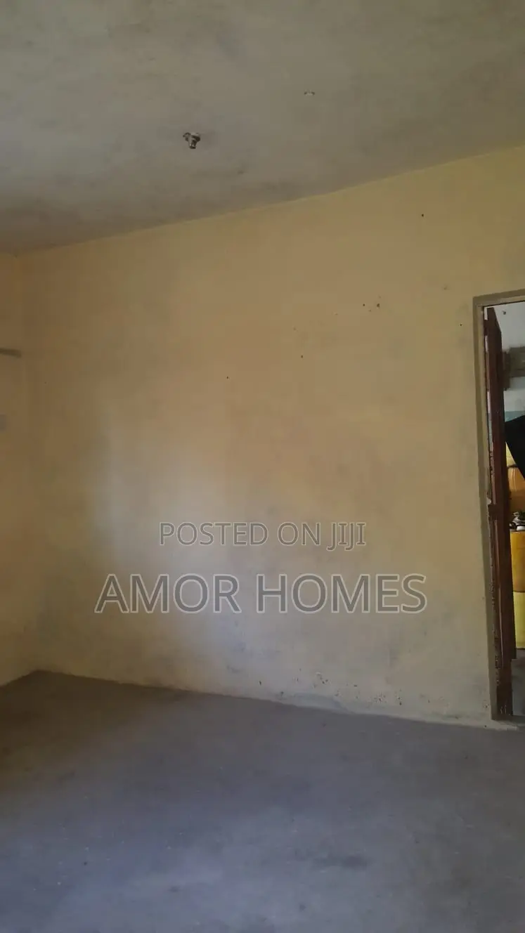 Studio Apartment in Frere-Sarajevo, Mshomoroni for rent in Mshomoroni