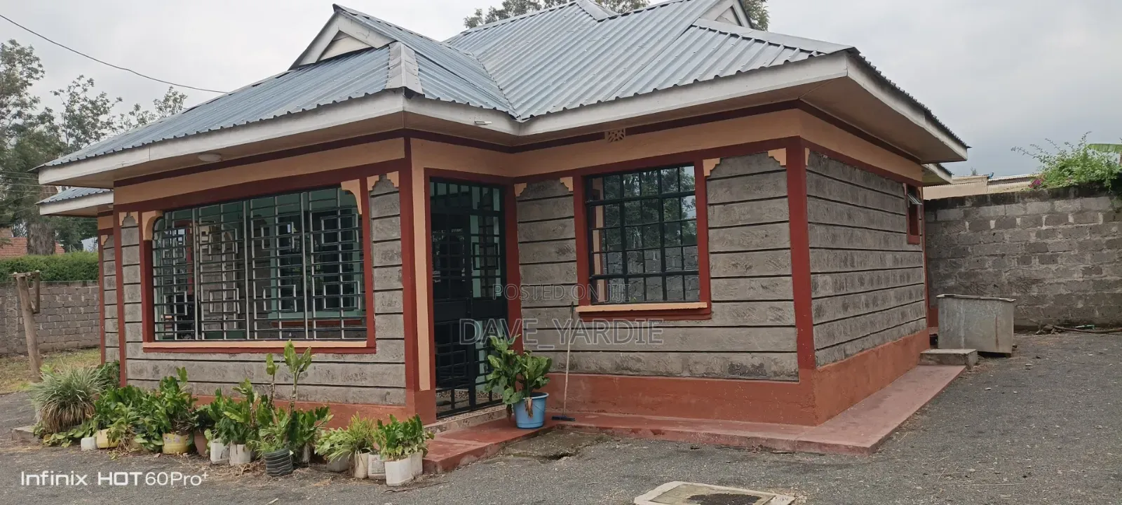 3bdrm Bungalow in Mihango for sale in Mihango