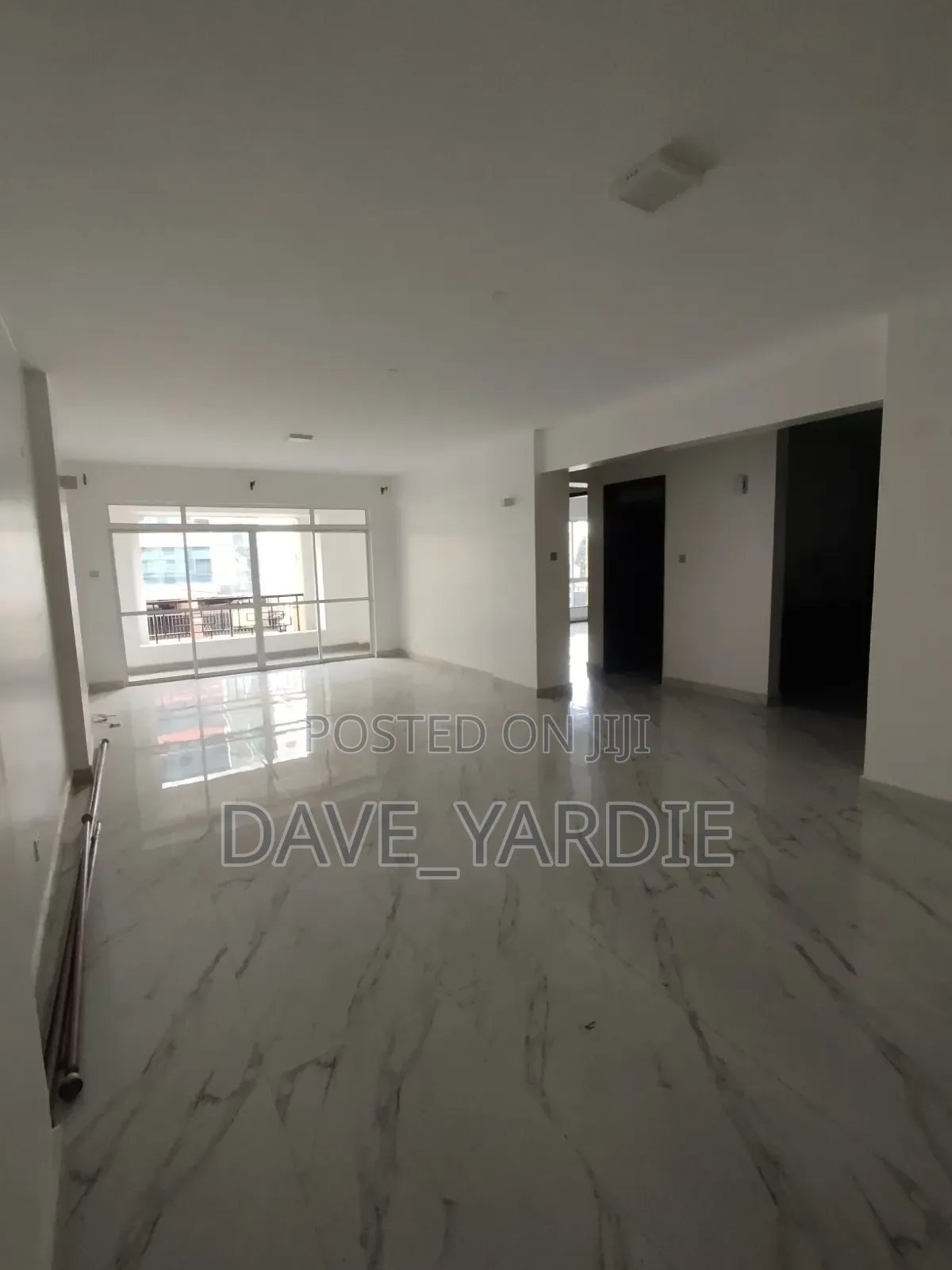 4bdrm Apartment in Parklands/Highridge for sale in Parklands/Highridge