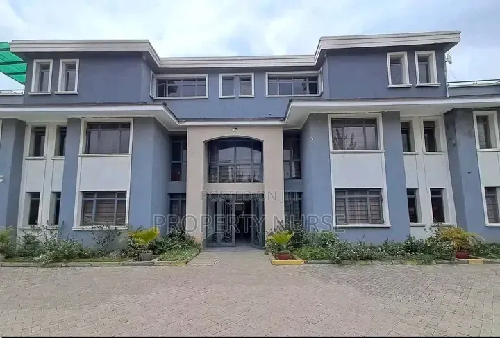 3bdrm Maisonette in Gateway Mall Area for rent in Gateway Mall Area