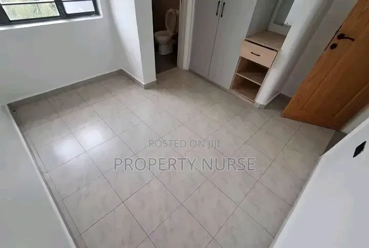 3bdrm Maisonette in Gateway Mall Area for rent in Gateway Mall Area