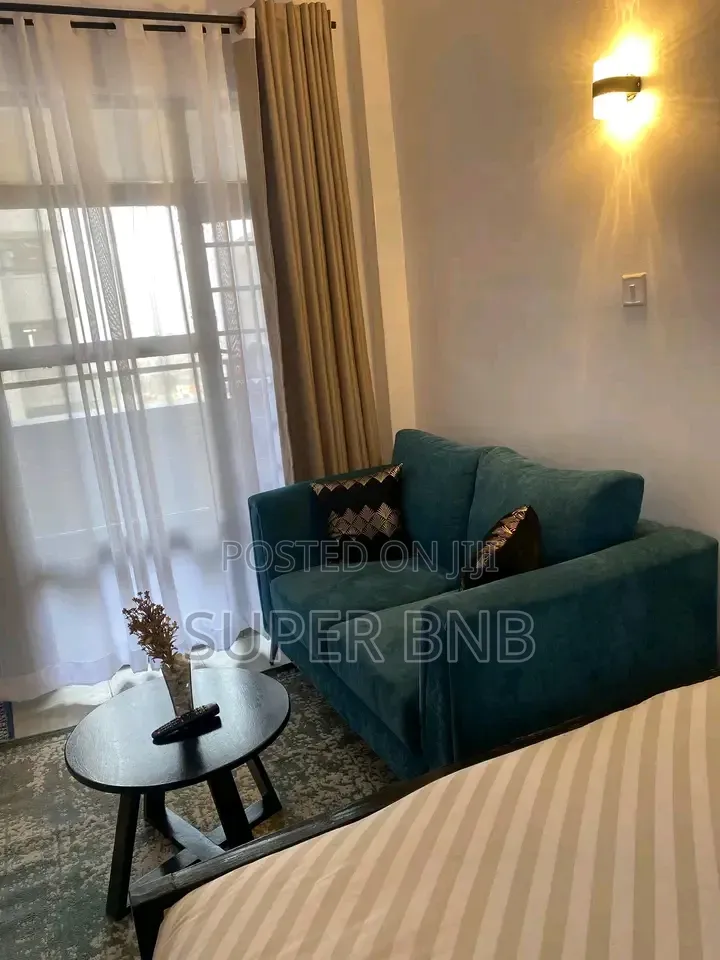 3 HRS Rest 1500ksh Airbnb Roysambu.Thika Rd Lumumba Drive Mirema Drive in Roysambu