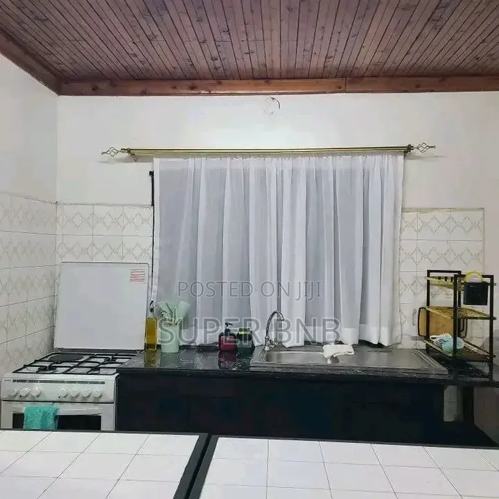 2 3 Bedroom Airbnb in Mlimani Kitale, in Kitale